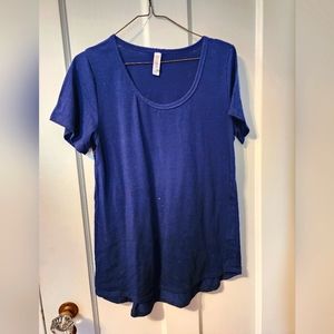 Lularoe Small Classic T